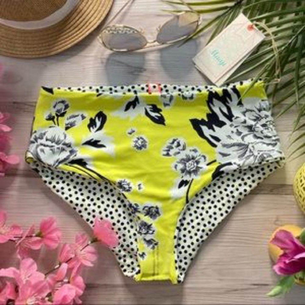 ISO******* Maaji floral dot